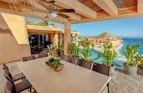 Panoramic Ocean Views At Hillside Casa Mirador