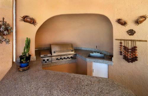 Panoramic Ocean Views At Hillside Casa Mirador