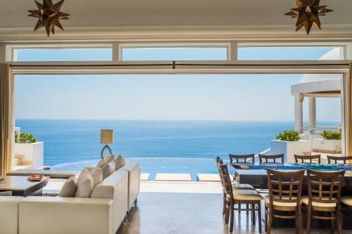 Elegance And Amazing Ocean View, Villa Clara Vista