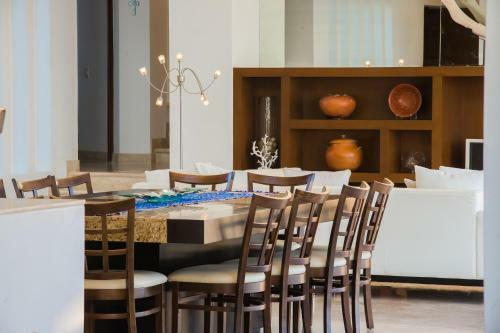 Elegance And Amazing Ocean View, Villa Clara Vista
