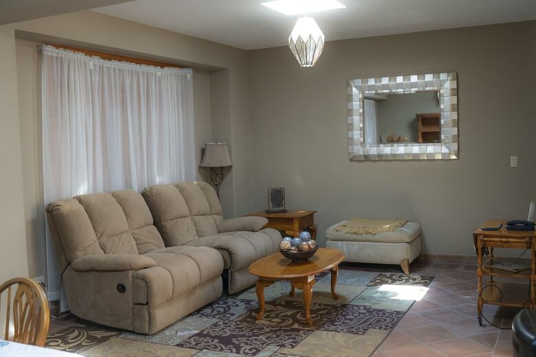 Tadeo Inn Bed & Breakfast