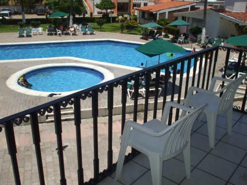 Costa Alegre Hotel & Suites