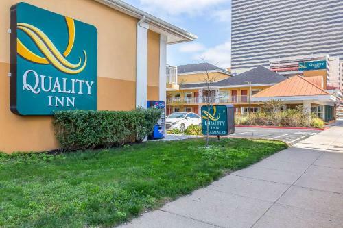 Hotel Quality Inn Flamingo