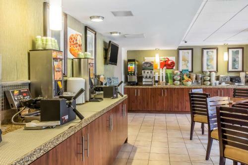 Hotel Quality Inn Flamingo