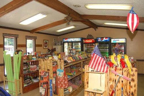Indian Lakes Camping Resort