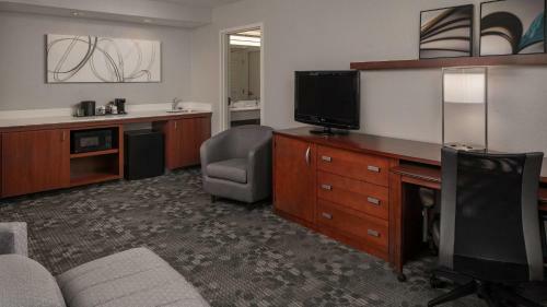 Hotel Courtyard Baton Rouge Siegen Lane
