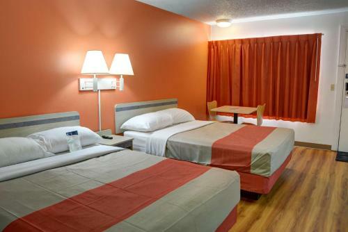 Hotel Motel 6 Bend