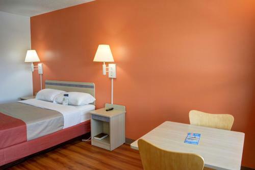 Hotel Motel 6 Bend