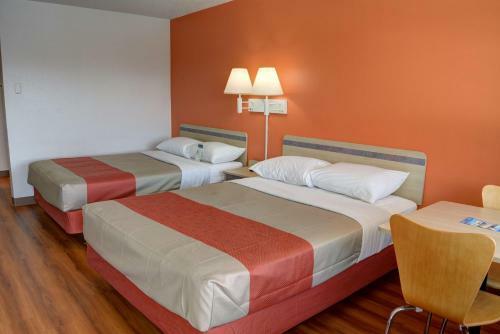 Hotel Motel 6 Bend