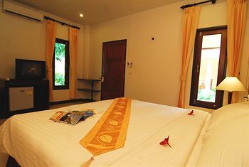 Hotel Lanta Pavilion Resort