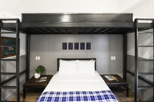 Hotel Fieldhouse Jones Chicago