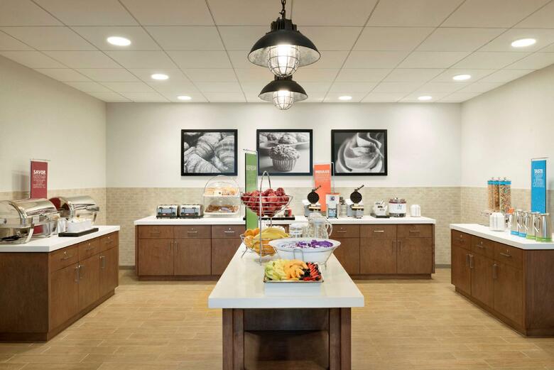 Hotel Hampton By Hilton Chicago Downtown West Loop