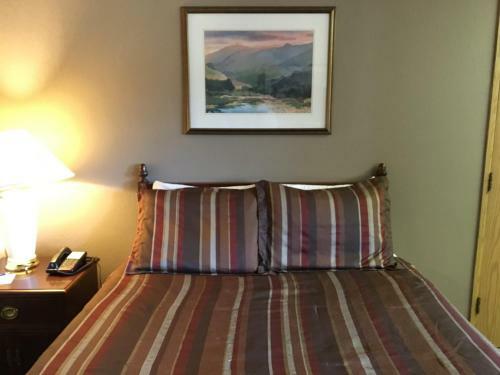 Posada Timber Lodge Inn