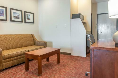 Hotel Comfort Suites Columbus