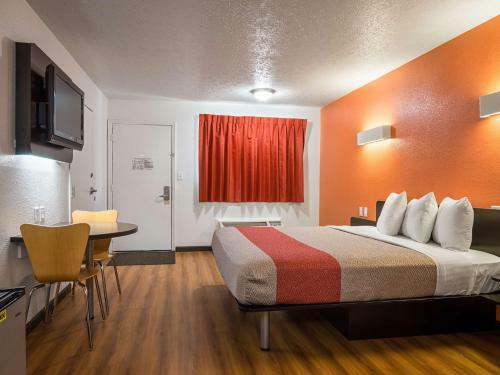 Hotel Motel 6 Columbus Osu