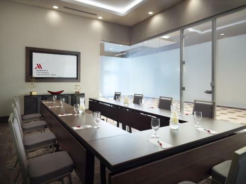 Hotel Marriott Columbus University Area