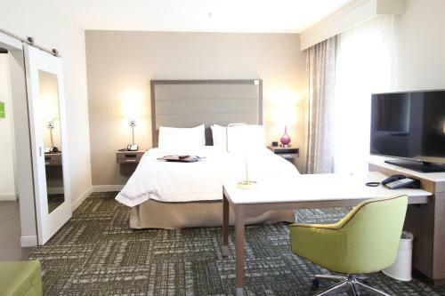 Hotel Hampton Inn & Suites Dallas Market Center