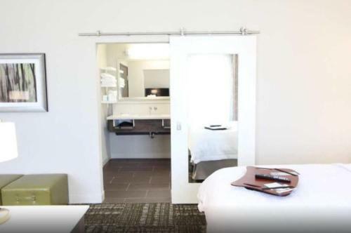 Hotel Hampton Inn & Suites Dallas Market Center