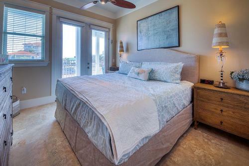 Turquoise By The Gulf Home