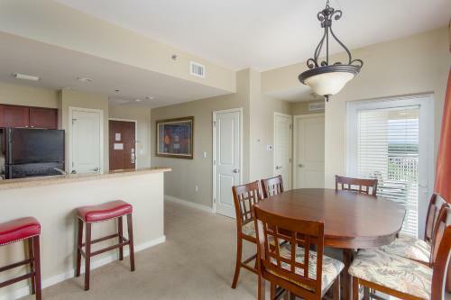 Apartamento 5000 Sandestin Blvd S Condo Unit 6909 And 6911