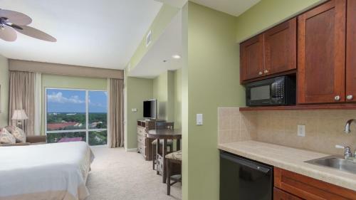 Apartamento 5000 Sandestin Blvd S Condo Unit 6909 And 6911