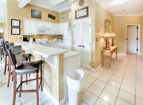Tides 107 - Flr1 - 2br 2ba - (6)