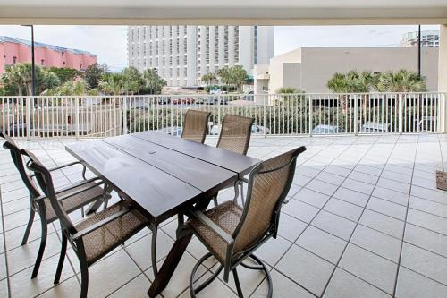 Tides 107 - Flr1 - 2br 2ba - (6)