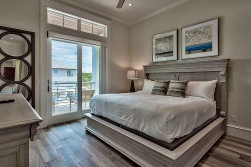 Dolphin Street Home 69