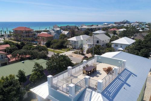 Dolphin Street Home 69
