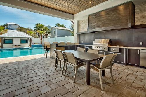 Dolphin Street Home 69