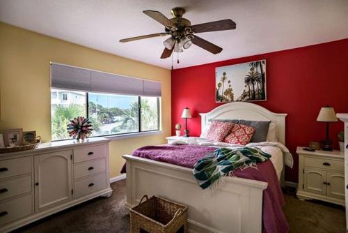 Blue Surf 18 Townhouse