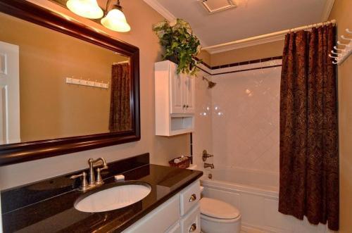 Bayou Village 625