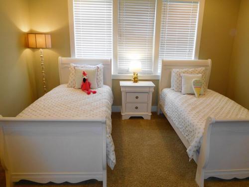 2491 Bungalo Home