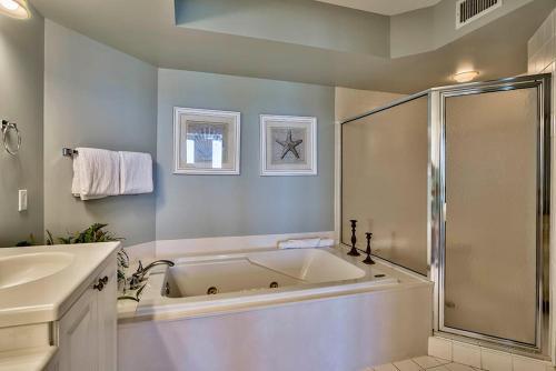 Apartamento Latitude Adjusment Condo