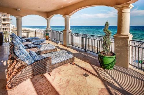 Palazzo Del Mar Home