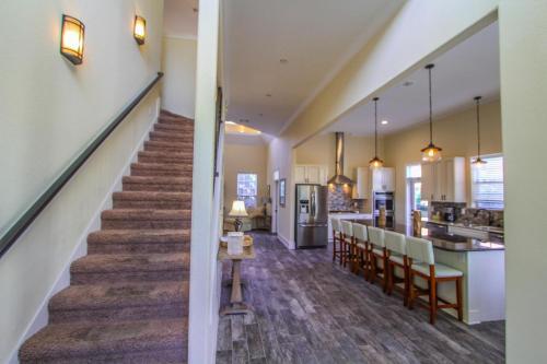 High Tide Apartment