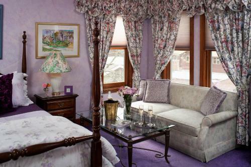 Bed & Breakfast Cliff Cottage Inn