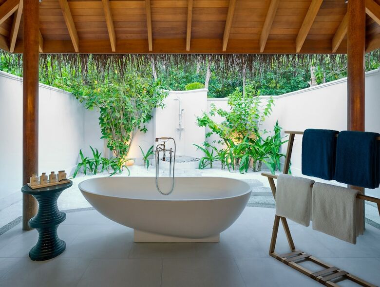 Hotel Dusit Thani Maldives