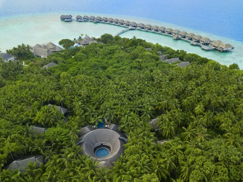 Hotel Dusit Thani Maldives