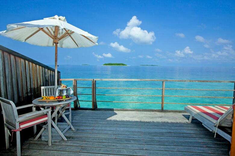 Hotel Reethi Beach Resort
