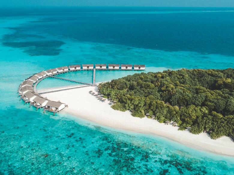 Hotel Reethi Beach Resort