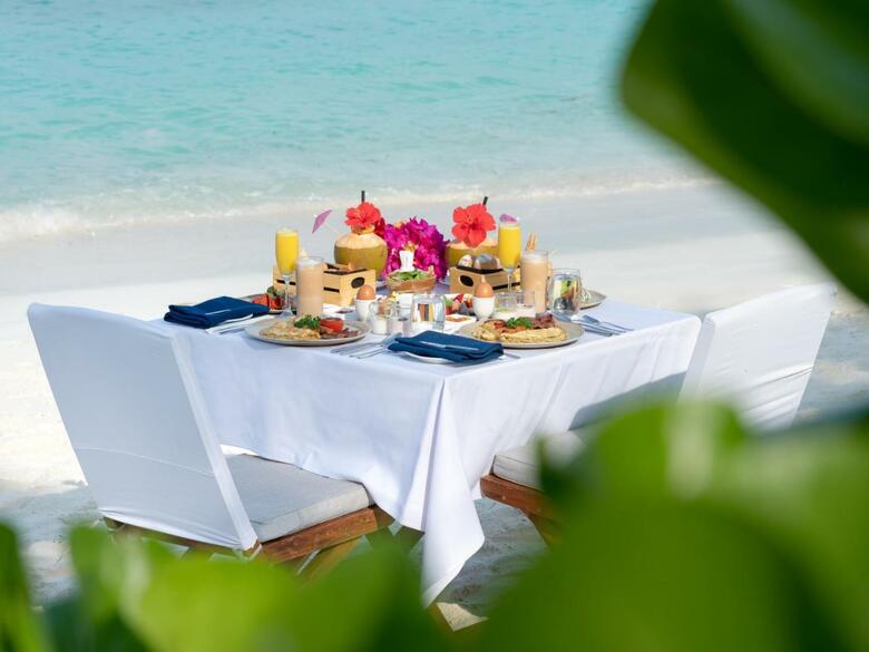 Hotel Reethi Beach Resort