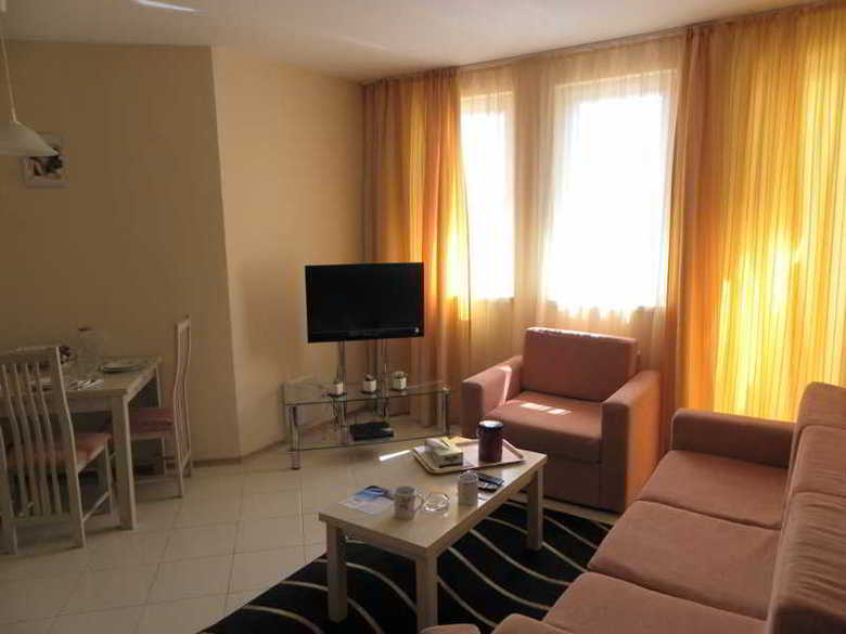 Hotel Harmony Hills