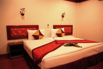 Hotel Kinnaree Resort