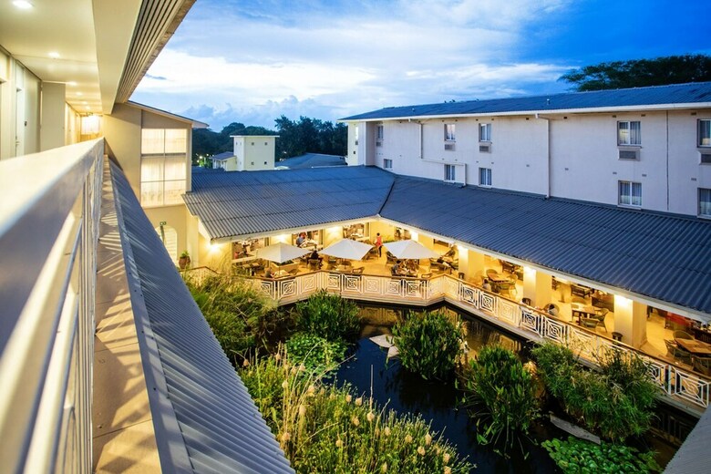 Hotel Southern Sun Ridgeway