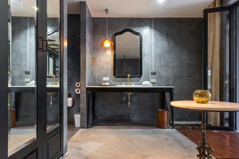 The Scent Hotel