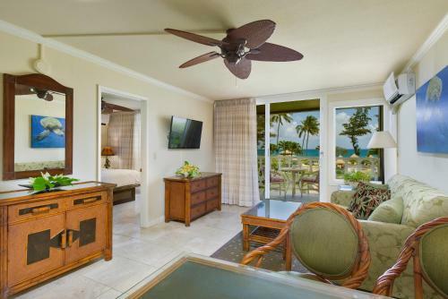 Hotel Aston Islander On The Beach
