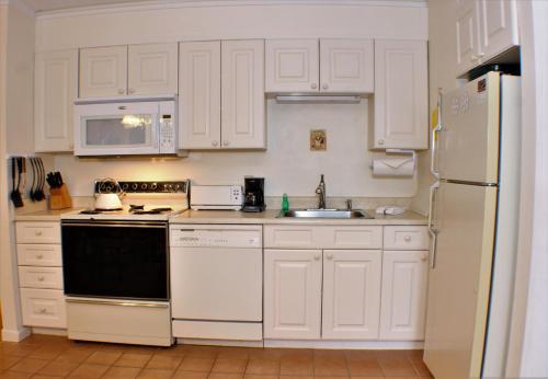 Whiffletree Condo Unit F5