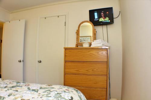 Whiffletree Condo Unit F5