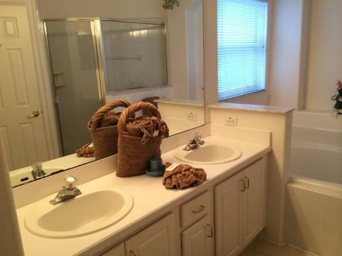 Disney Superior Three Bedroom Pool House